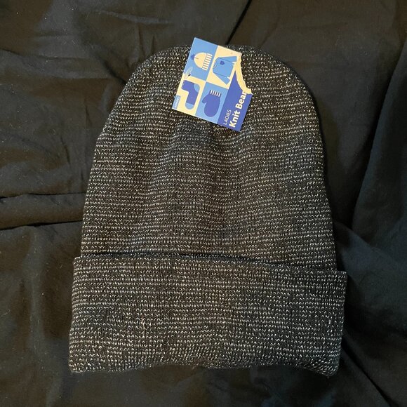 Gray Winter Beanie Hat – New with Tags - Picture 1 of 1